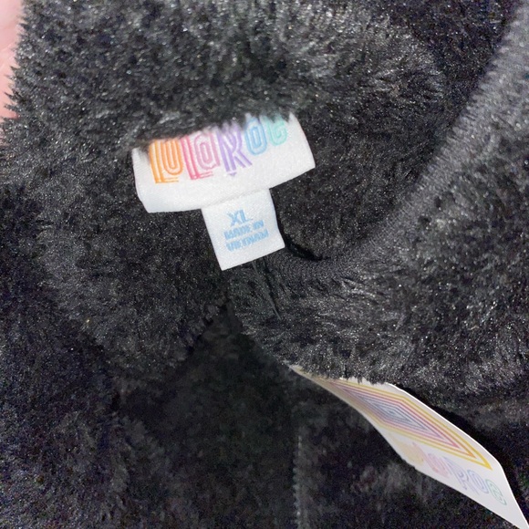 Lularoe fuzzy pull on - Picture 2 of 4